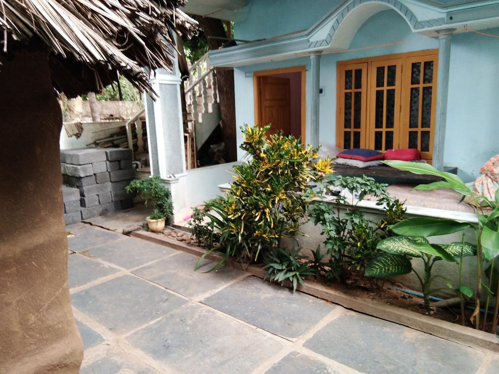 Bobby Guest House Hampi Exterior foto